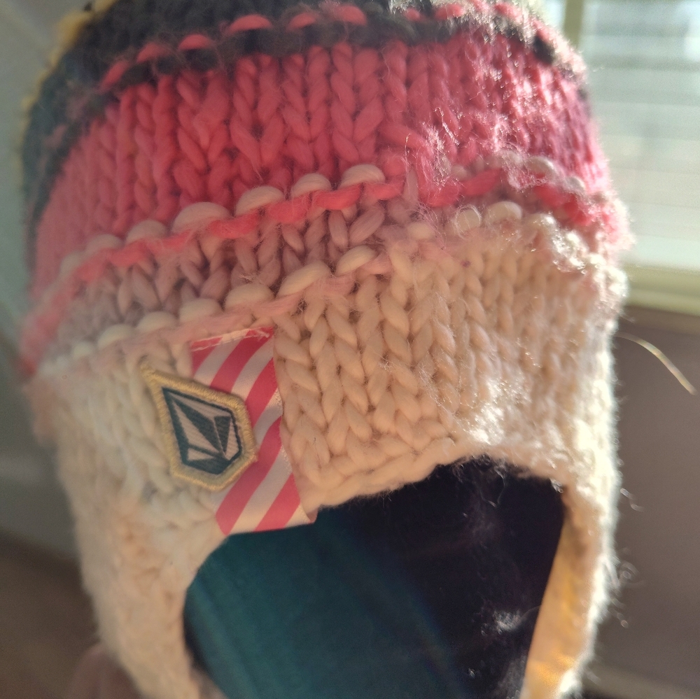 Volcom beanie - Picture 2 of 4